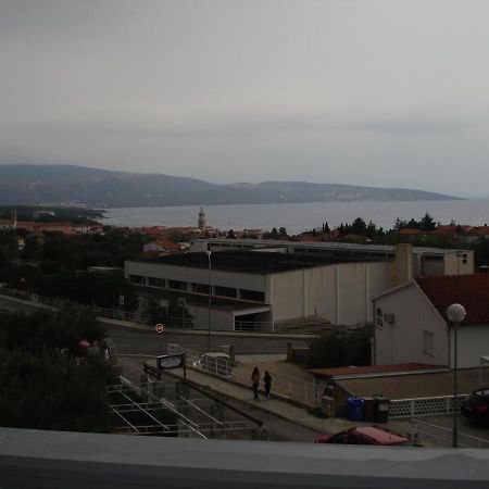 Apartments Villa Angela Krk Town Exteriör bild