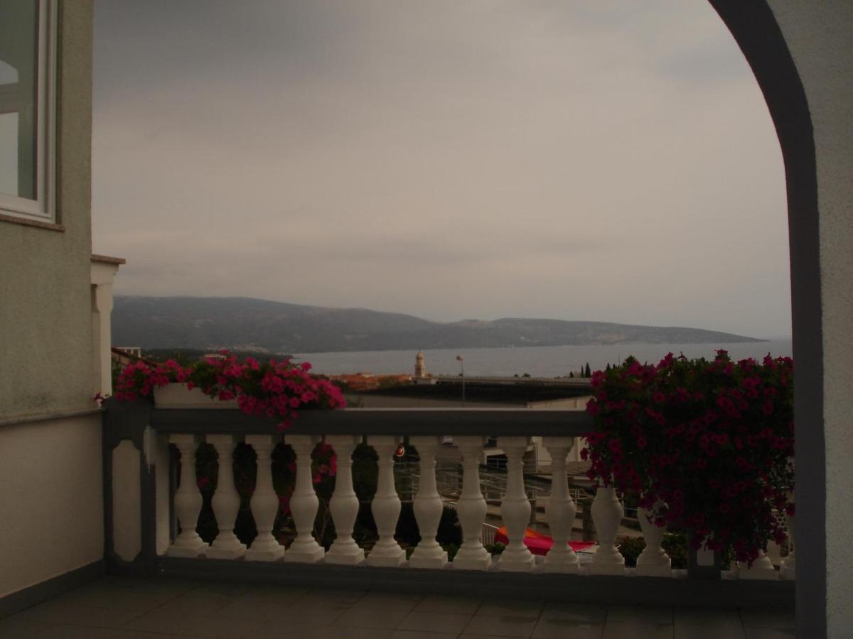 Apartments Villa Angela Krk Town Rum bild